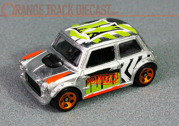 HW Art Cars: MINI COOPER – ORANGE TRACK DIECAST